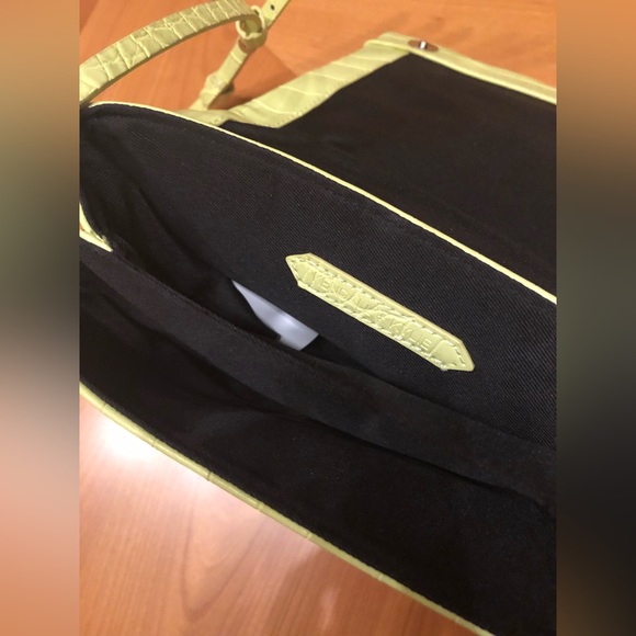 Kendall & Kylie lime handbag - Picture 6 of 10